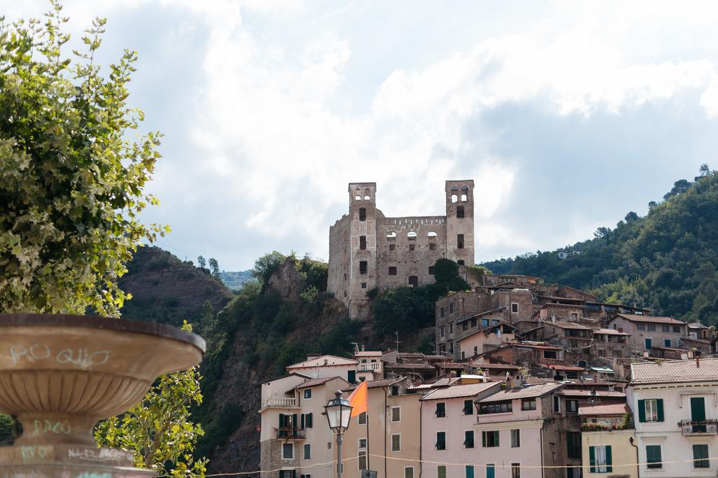 Dussaiga - Camera Delle Rose Dolceacqua Kültér fotó